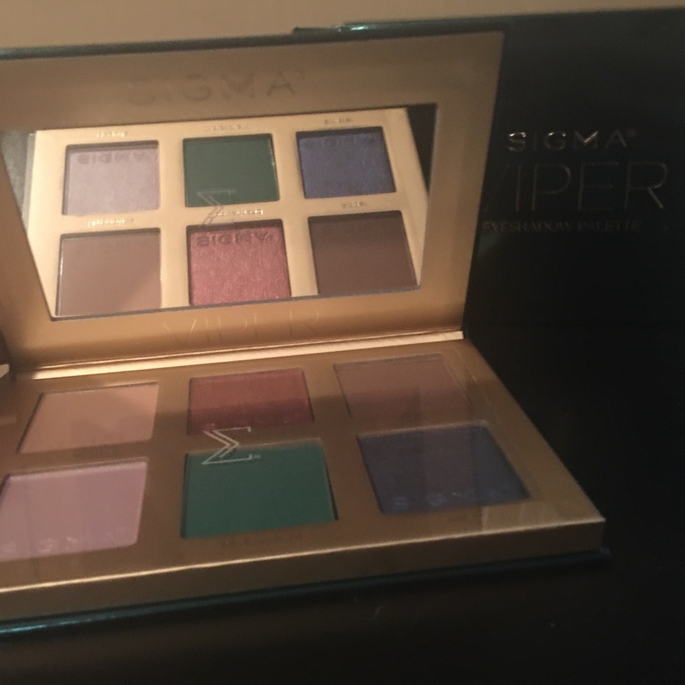 Sigma Viper eyeshadow palette